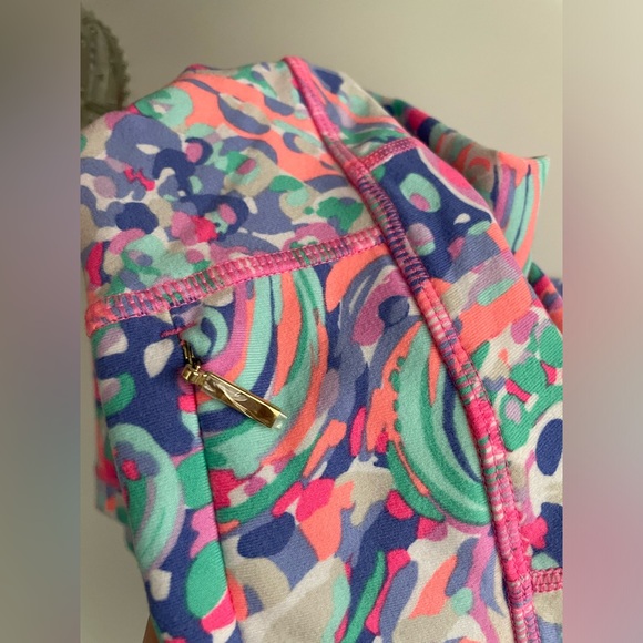 Lilly Pulitzer Luxletic Leggings‎ - Picture 9 of 16